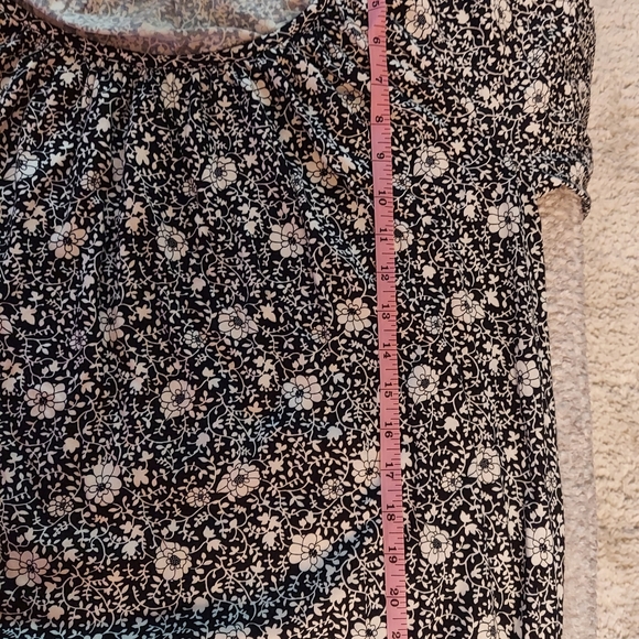 Michael Kors Women's Floral Scoop Neck Blouse - Picture 3 of 5